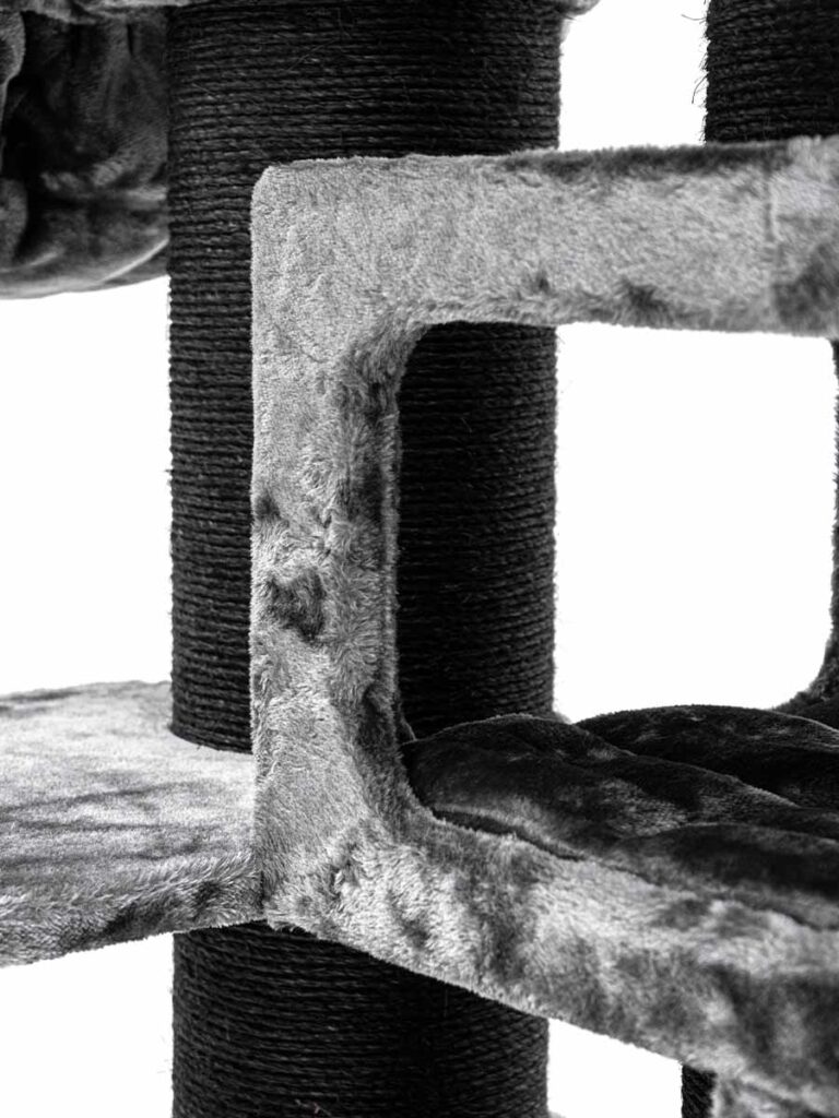 Cat tree Siberian 200 Petrebels