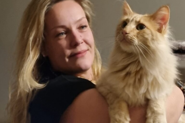 Nina et son chat