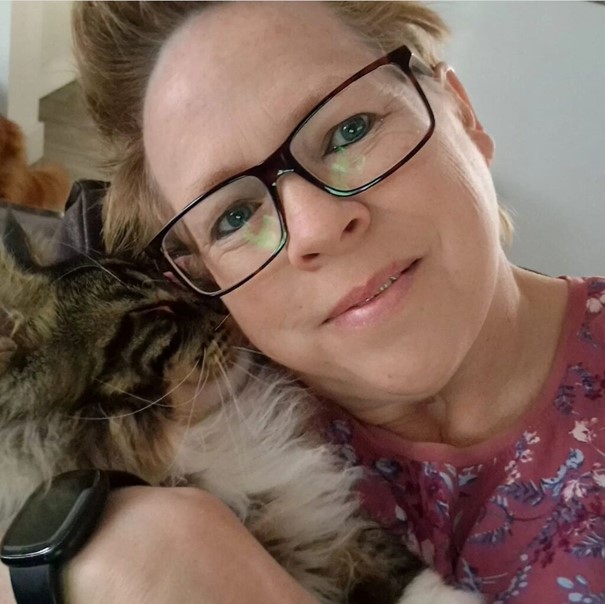 Annewieke met haar Maine Coon
